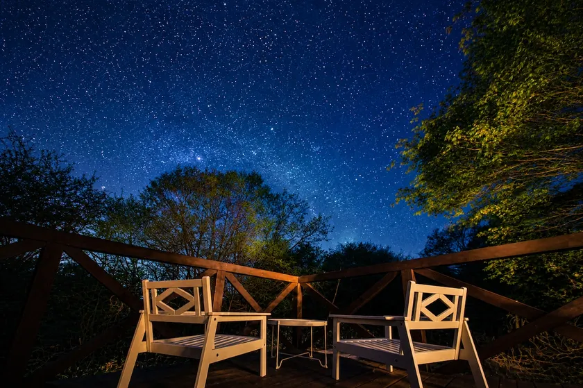 A private villa in the Yatsugatake and Nobe-san Highlands. A highland retreat where you can be soothed by the babbling of the river and the starry sky - Image 1