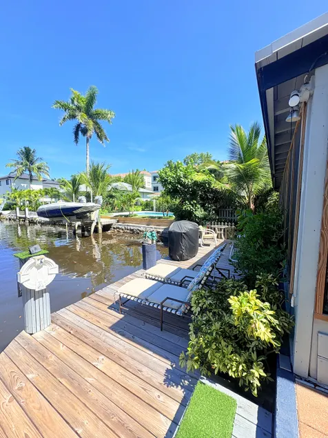 Oasis on the water, Delray - Image 1