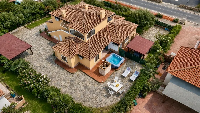 Villa Mare Blu - Image 1