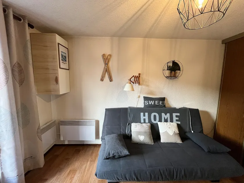 2-room apartment in residence, LELEX - Image 1
