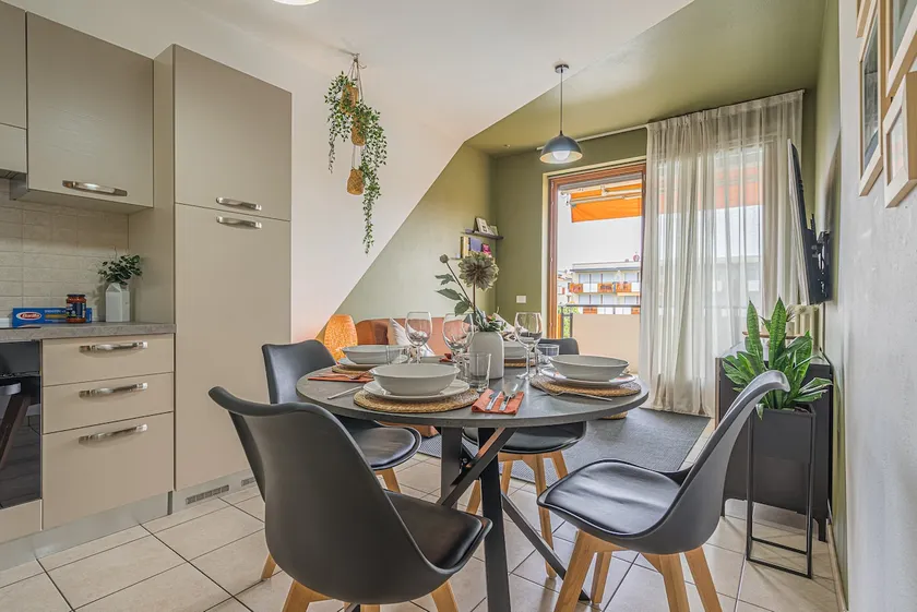 Hygge Family Apartment - Image 1