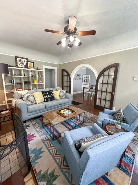 Spacious Home with Big Backyard - Image 1