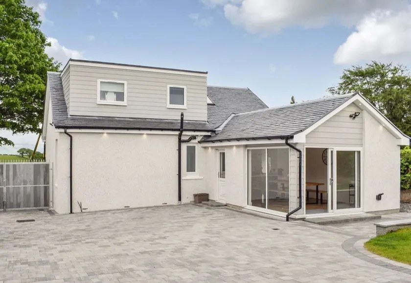 5 Bed cottage with Hot tub - Image 1