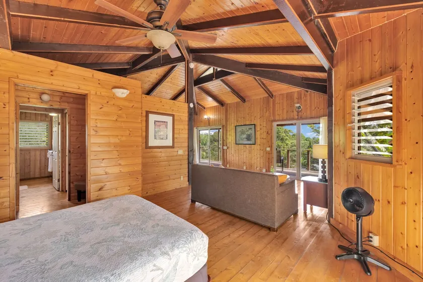 Stay in Hana Upstairs - Image 1