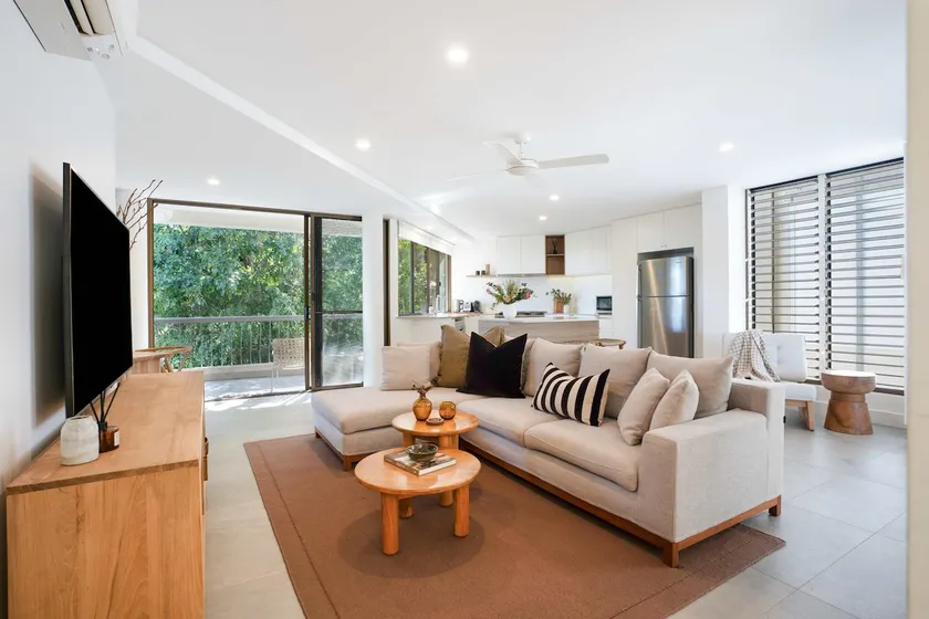 Elsa - 70 Upper Hastings Street 5 - Image 1