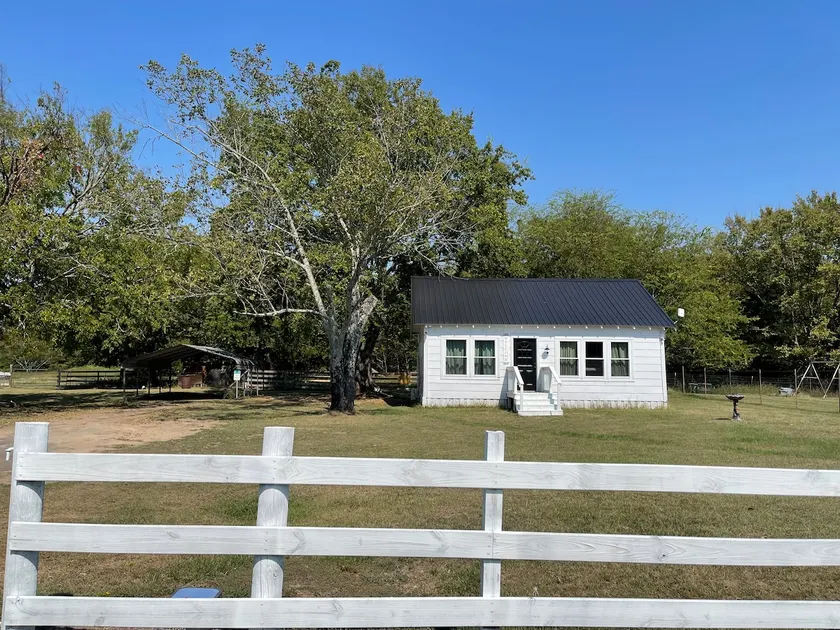Lewis and Clark Cottage - Image 1