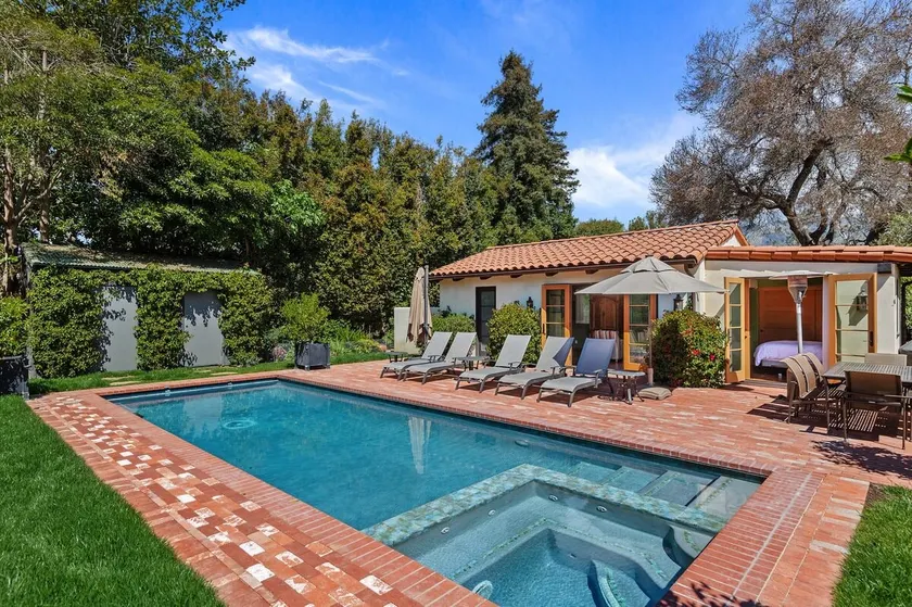 Premium Location Heated Pool & Hot Tub walk to Lower Village - Image 1