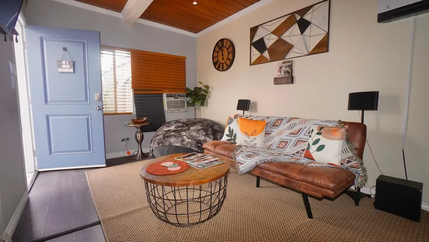 CUTE BACK HOUSE near Dtown LA/Highland Park/Echo P - Image 1