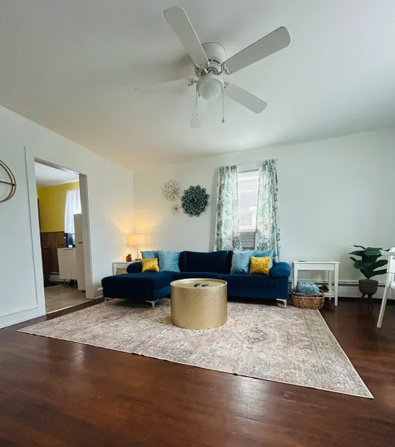 *Berwick Bungalow 824B | Near Major Job Sites - Image 1