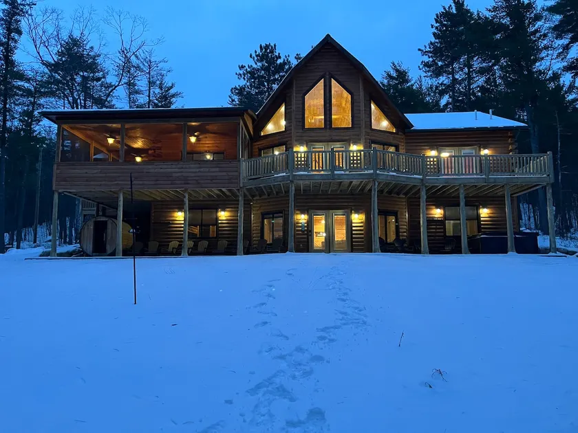 Ski Whiteface - Luxury, Sauna, Hot Tub - Image 1