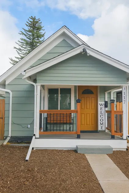 Cozy Cottage Basement Apartment - Image 1