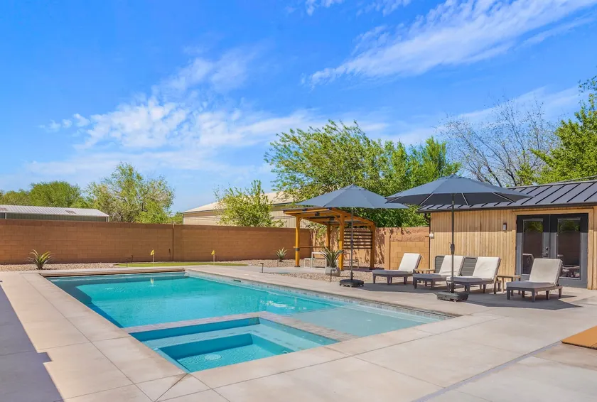 Luxury Zion Home - Private Heated Pool and Spa - Image 1