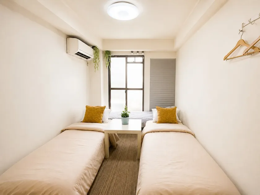 5 minutes on foot from Abiko Station | 8 minutes on foot from Nagai Stadium | Shopping and convenience, Nicely Room - Image 1