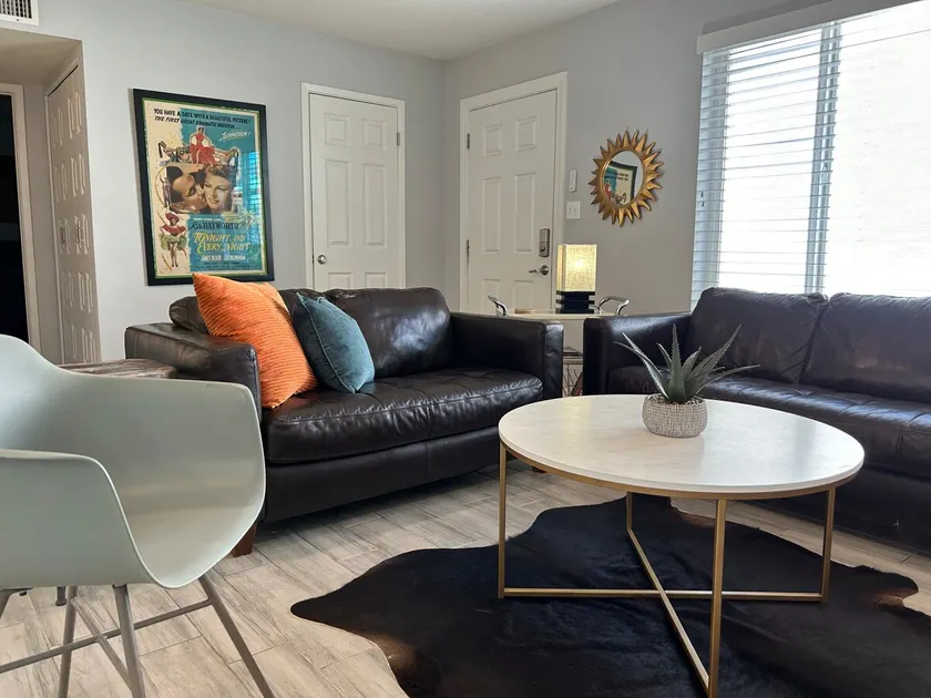 The Hollywood House | 2mi to ASU | King Bed & Yard - Image 1