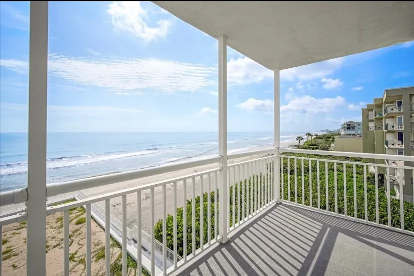 Atemberaubende Aussicht von dieser 5. Etage 2/2 Ocean Front Condo - Image 1