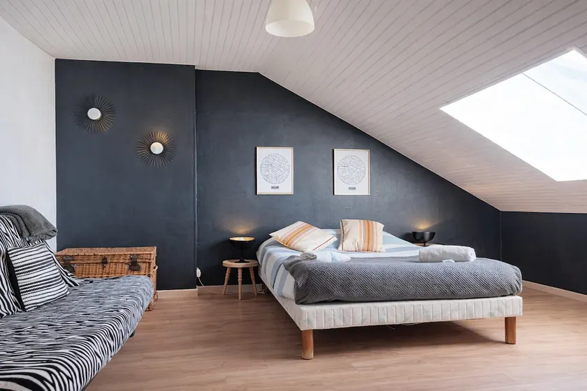 Small, Cozy Loft • Quiet & Natural • Private Parking - Image 1