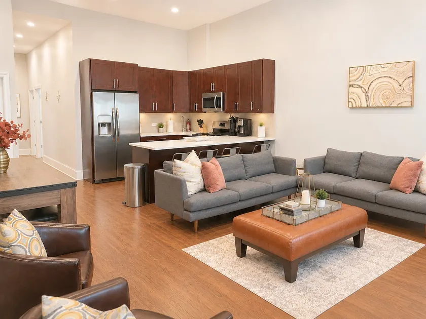 Private Garage + Billiards | West Town 3BR - Image 1