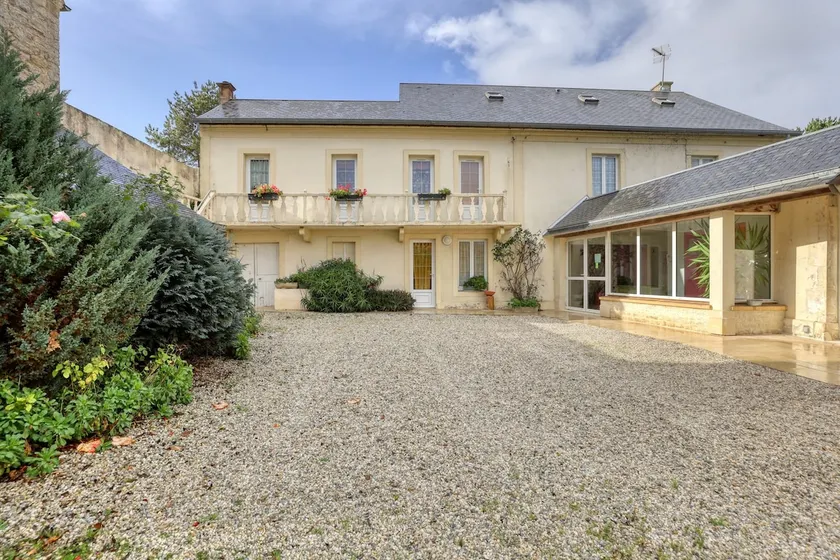 Maison spacieuse avec jardin près de Le Bouffay - Image 1