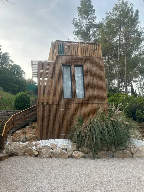 Greenkub Studio in St-Clément-de-Rivière - Image 1