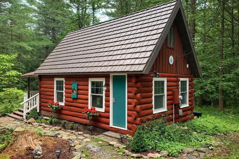 Norwegian Cabin Hiking Relax - Image 1