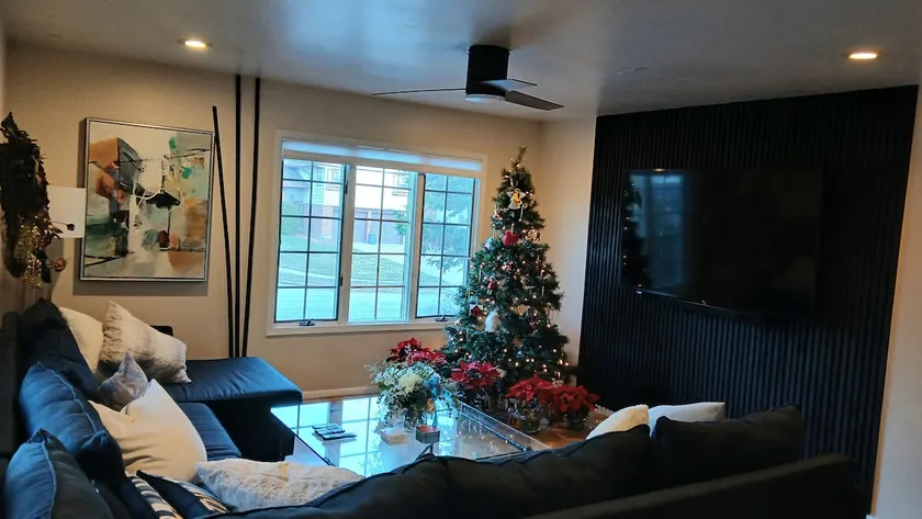 Cozy 4BR 3BA Home- Train to NYC, USOpen, CitiField Mets, MSG, Walk to Harbor & Golf - Image 1