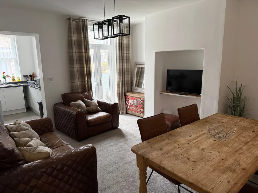 Fitzys Skylight Three Bed - Image 1