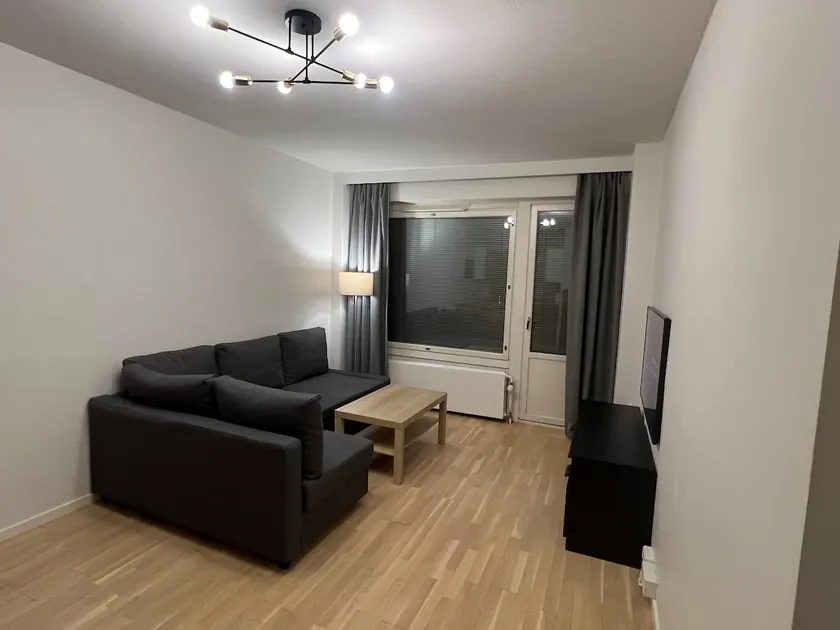 Modern 45m^2 Ullanlinna apartment - Image 1