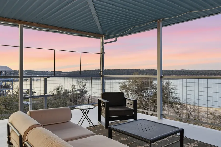 Rife House - Lake Travis - Image 1