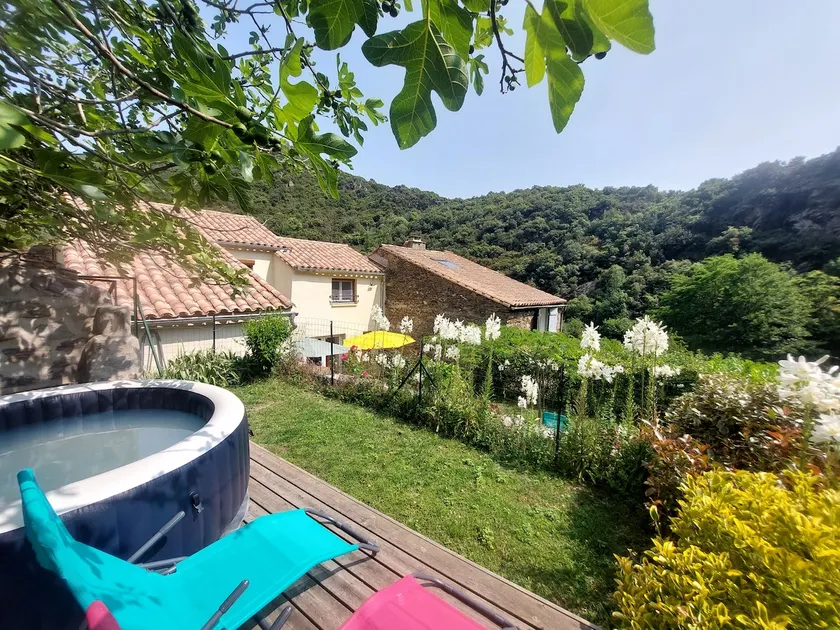 La Fontchaude, gîte de charme au cœur de la nature à Cabrespine - Image 1
