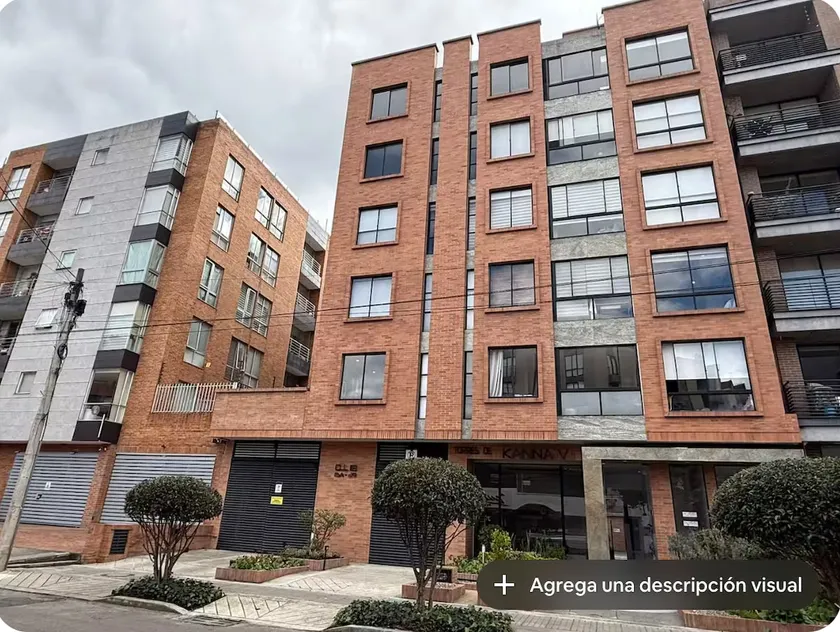 C.C Unicentro. Best location, free parking - Image 1