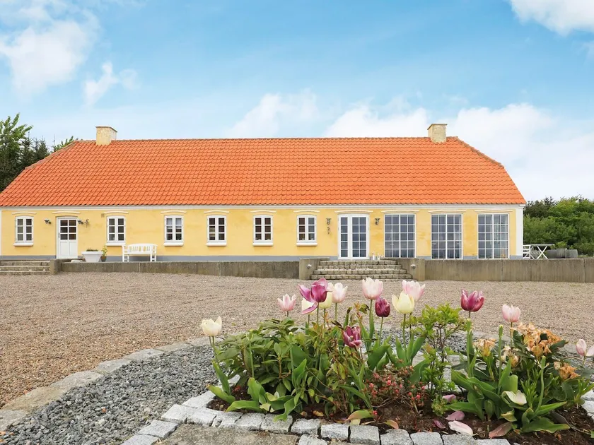 4 stjernet sommerhus i Nykøbing M - Image 1