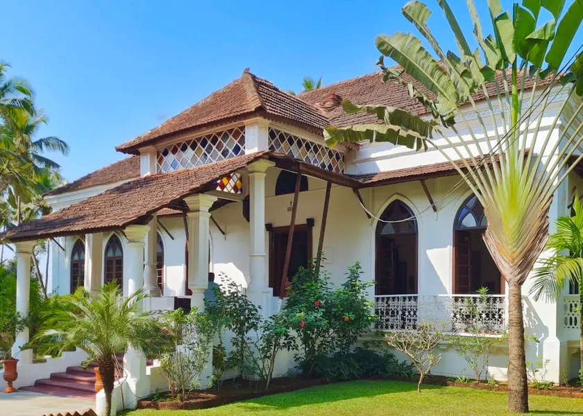VILLA LOU GOA Heritage House 1903 Exclusive Use of Villa and Pool - Image 1