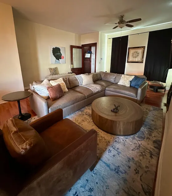 Allentown Townhouse Near Downtown - Image 1