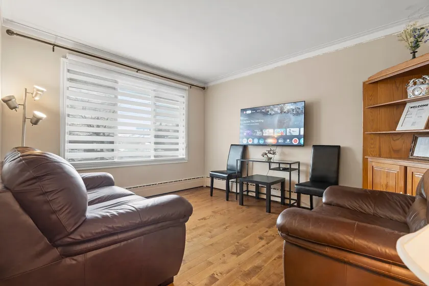 Comfortable entire Apt in Laval Montreal - Image 1