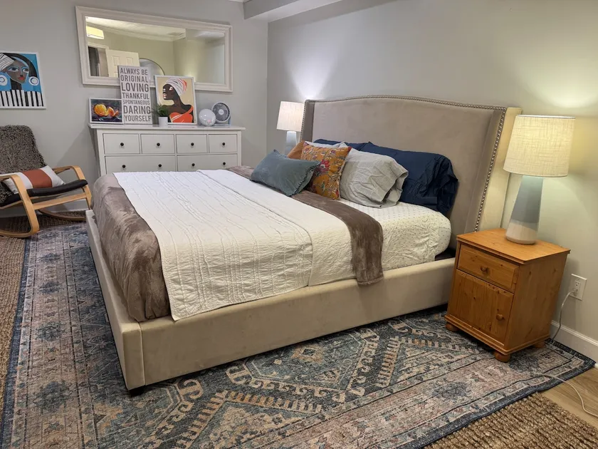 Spacious 1BR/1BA Basement Apt. w/ Private Entry - Image 1