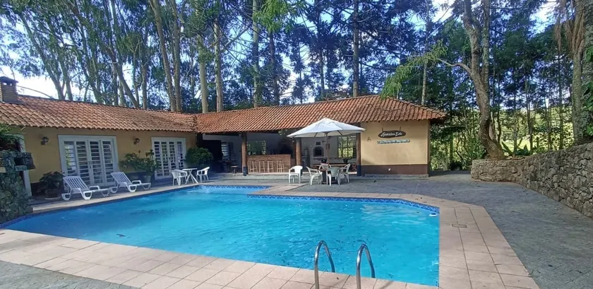 Farm with Pool in São Roque - Image 1