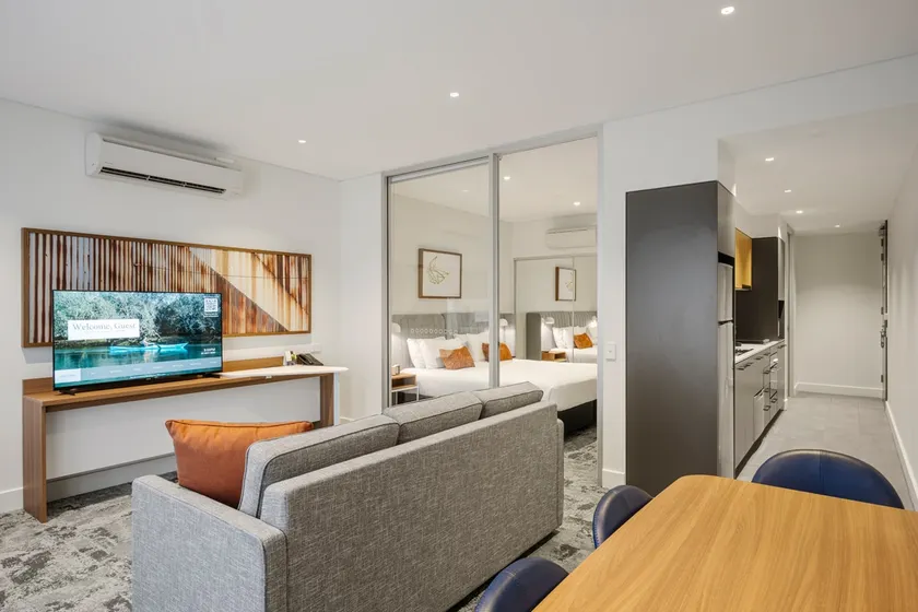 One Bedroom Apartment - Image 1