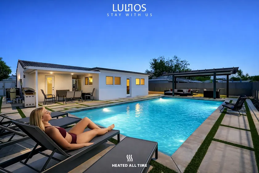 Retreat Near MIA • Playground & Heated Pool, BBQ - Image 1