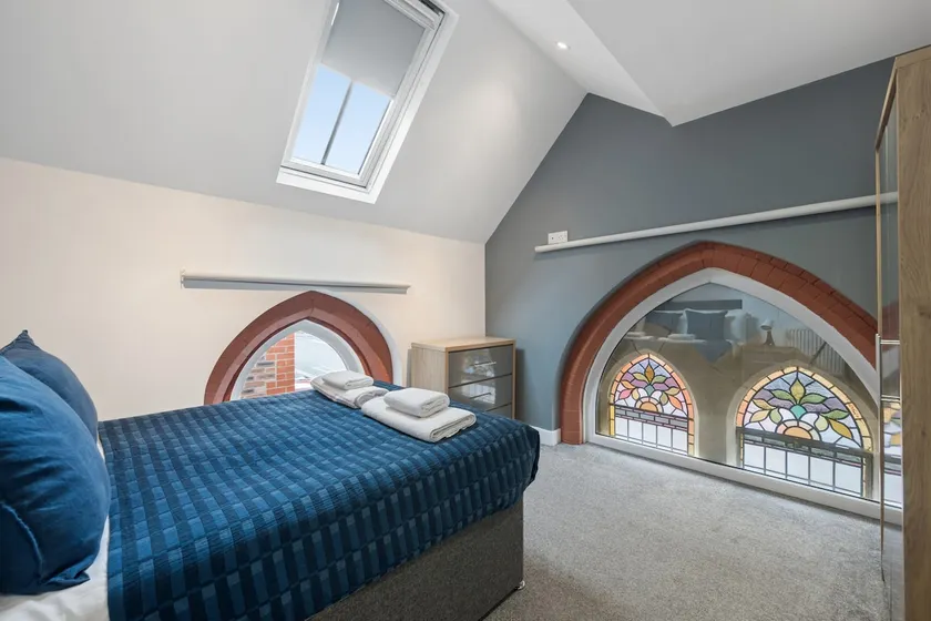Cosy Apartment In Converted Church Warrington A8 - Image 1