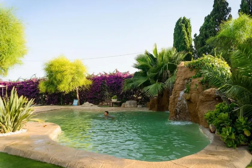 Family experience with exclusive jacuzzi - Image 1