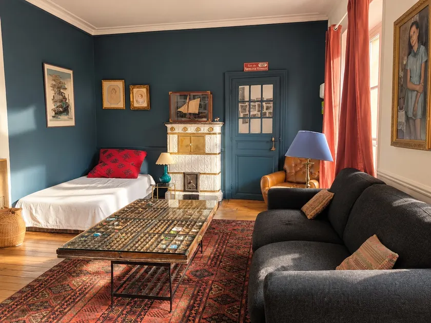 80 m² of charm, 3 minutes from the castle - Image 1
