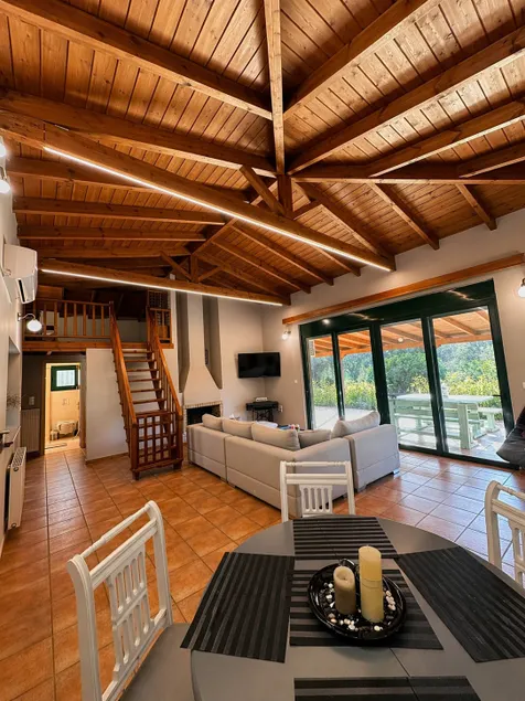 Country house - Image 1