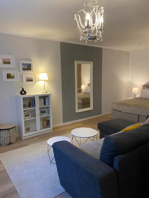 Quiet basement apartment on the wine route - Image 1