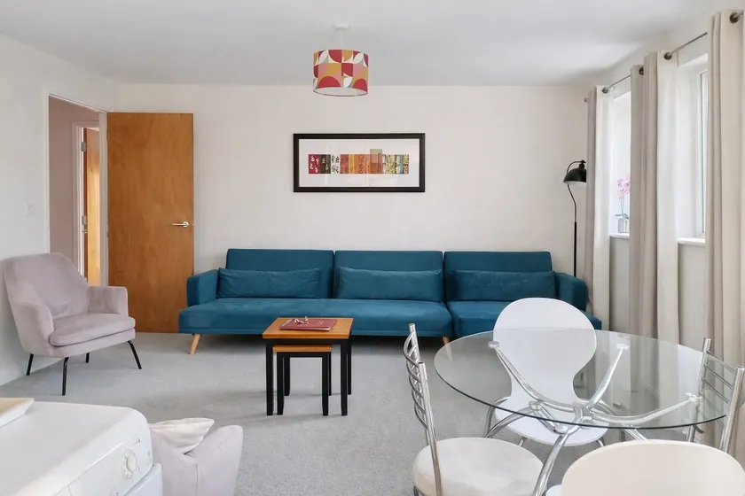 Riverfront Jericho Flat with Views - 2 Bedrooms - Image 1