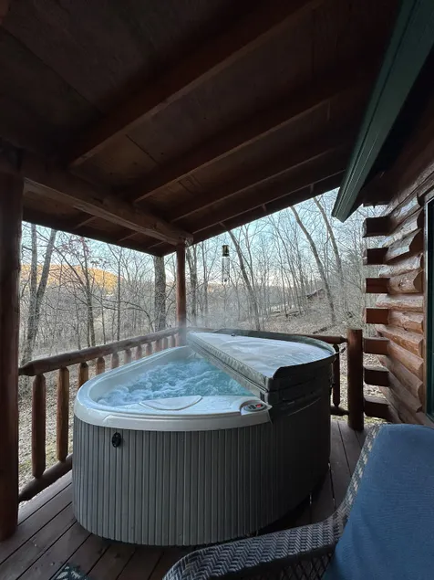 Romantic Getaway in the Woods - Image 1