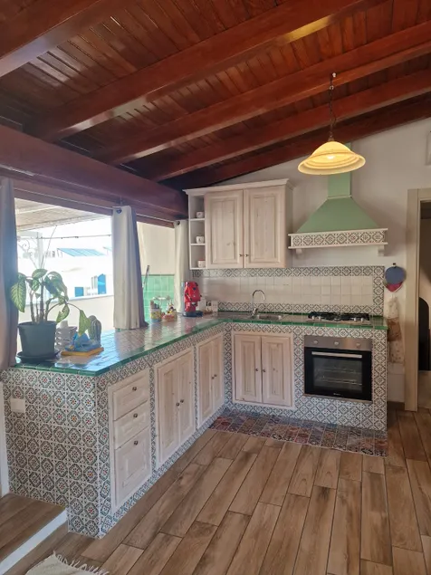 VERANDA OVERLOOKING THE SEA - Image 1