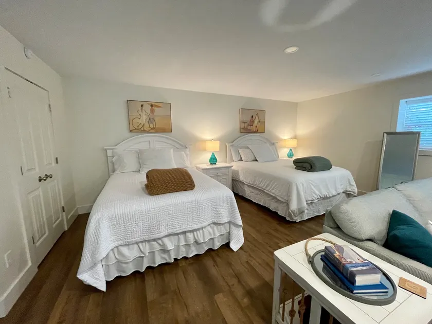 Guesthouse Suite (C) - Image 1