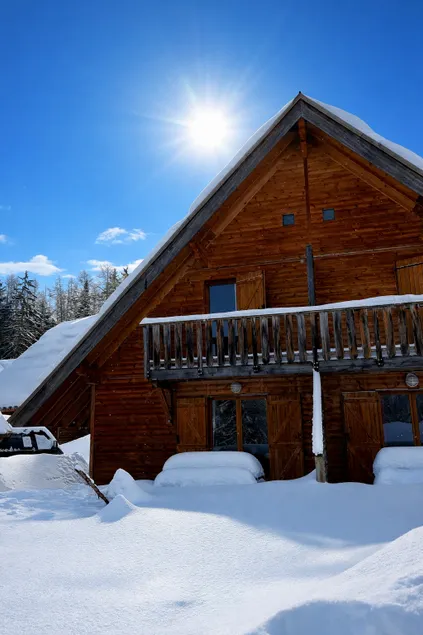 CHALET COSY 6 à 9 PERSONNES LA JOUE DU LOUP - Image 1