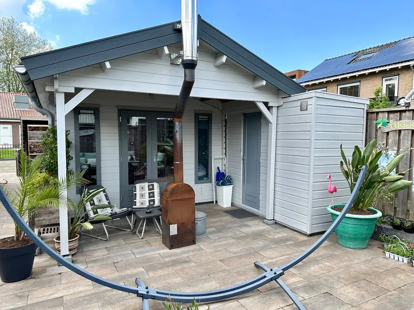 Lodge Bequia with own bathroom and kitchenette - Image 1