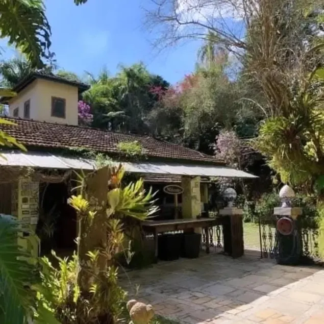 Pool House - Image 1